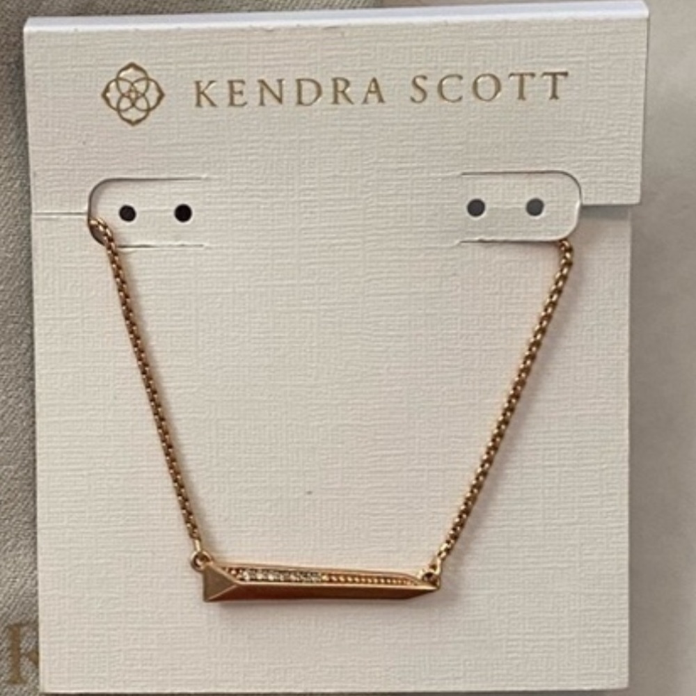 Kendra Scott rose gold bar pendent necklace